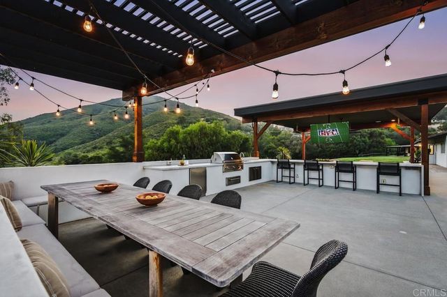 19660 Elfin Gln, Escondido, CA 92029