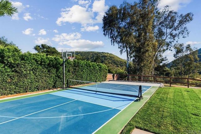 19660 Elfin Gln, Escondido, CA 92029