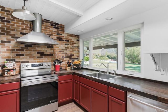 19660 Elfin Gln, Escondido, CA 92029