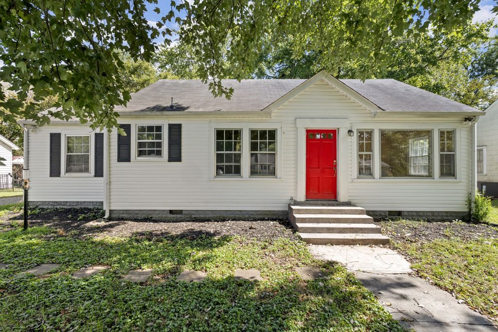 1006 Harrison Ave, Murfreesboro, TN 37130
