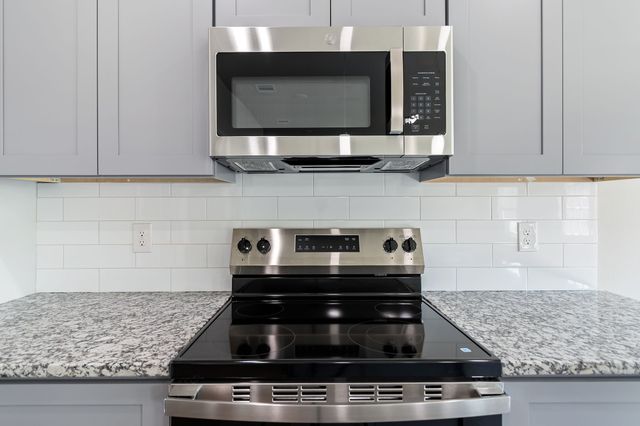 5030 Pinson Street, Fort Worth, TX 76105