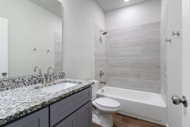 5030 Pinson Street, Fort Worth, TX 76105