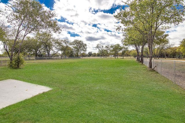 5030 Pinson Street, Fort Worth, TX 76105