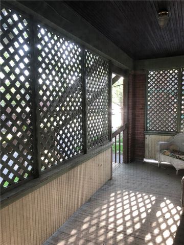 1501 6th Avenue, Beaver Falls, PA 15010