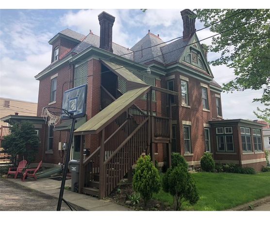 1501 6th Avenue, Beaver Falls, PA 15010