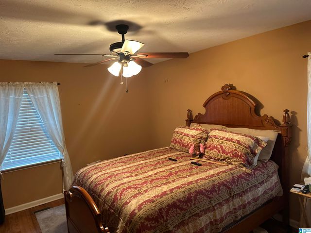 1988 COUNTY ROAD, Alexander City, AL 35010