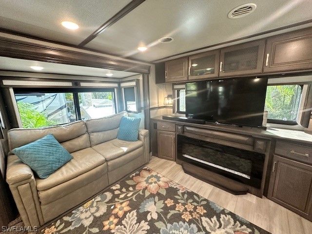 1674 Diamond Lake CIR, Naples, FL 34114