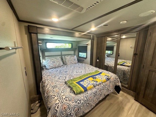 1674 Diamond Lake CIR, Naples, FL 34114