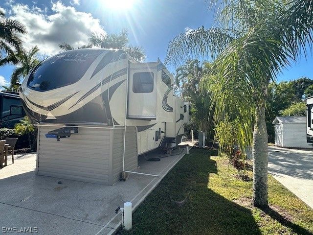 1674 Diamond Lake CIR, Naples, FL 34114