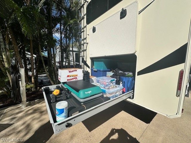 1674 Diamond Lake CIR, Naples, FL 34114