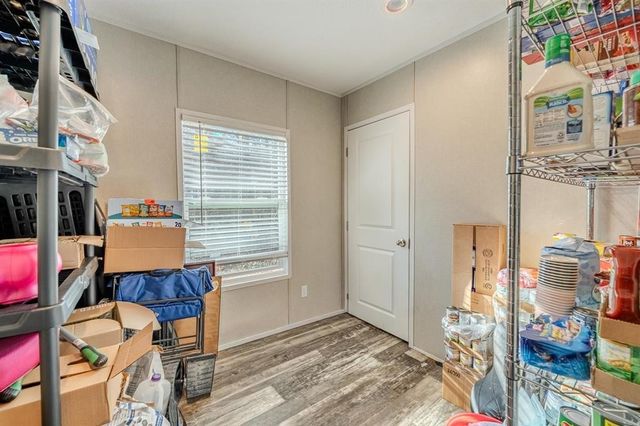 4090 Pyburn Dr, Savannah, TN 38372