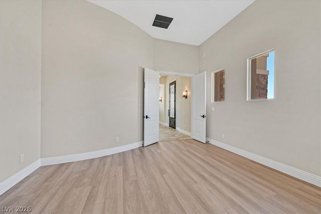 5790 Aspen Falls Circle, Las Vegas, NV 89149