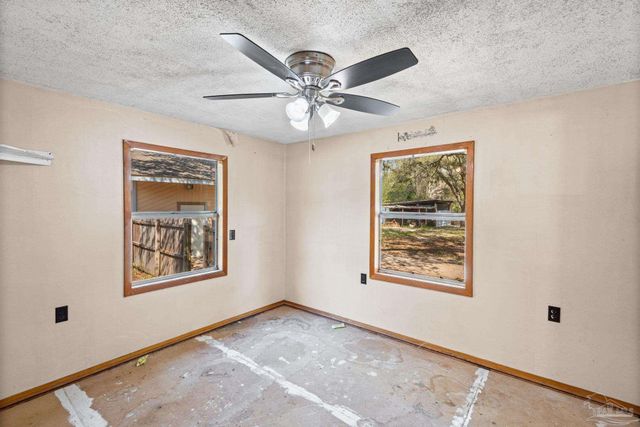 8331 Durand Ave, Pensacola, FL 32534