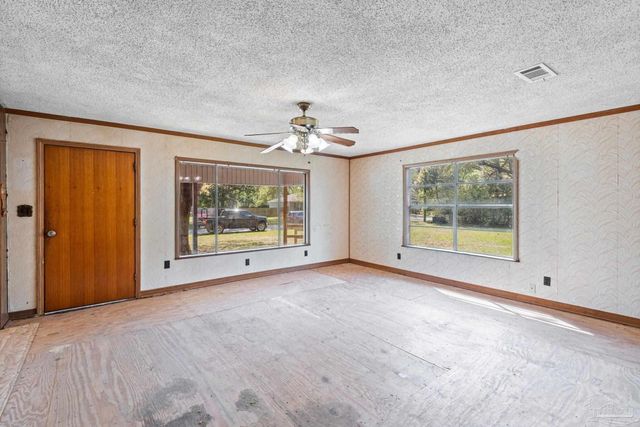 8331 Durand Ave, Pensacola, FL 32534