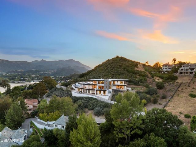 461 Lake Sherwood Drive, Westlake Village, CA 91361