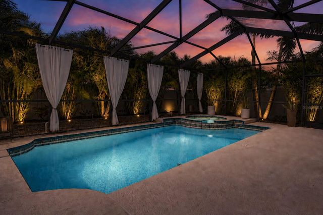 719 92ND AVENUE N, St Petersburg, FL 33702