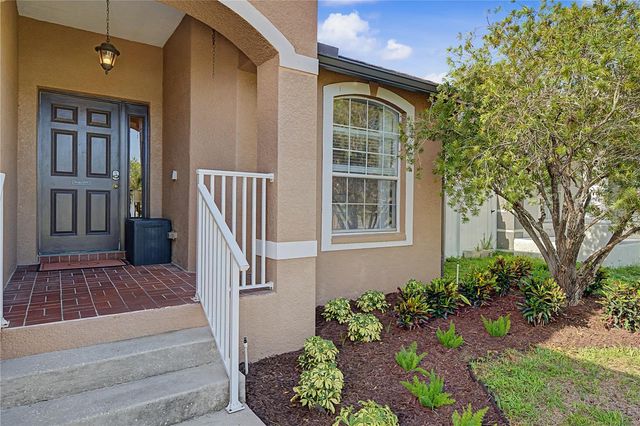 719 92ND AVENUE N, St Petersburg, FL 33702