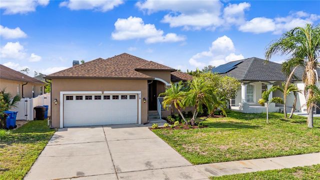 719 92ND AVENUE N, St Petersburg, FL 33702