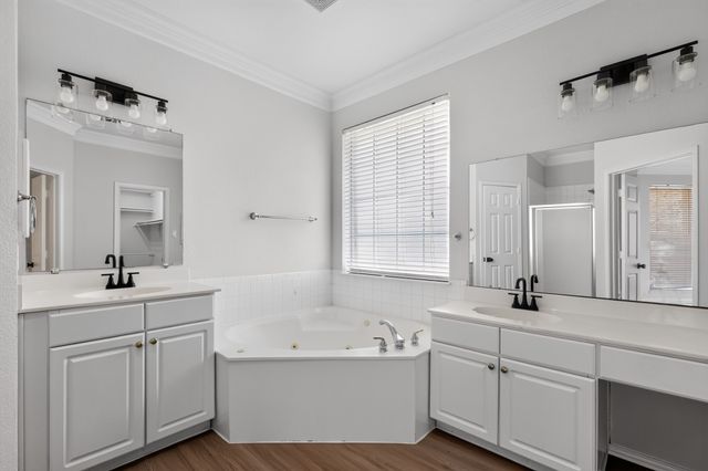 6819 Woodcrest Lane, Sachse, TX 75048