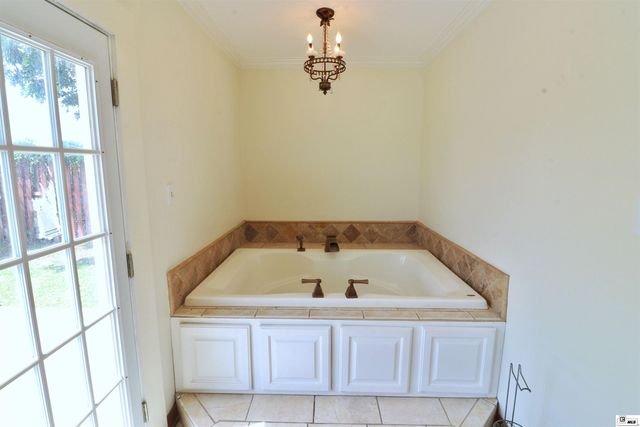 2012 OAKMONT STREET, Monroe, LA 71201