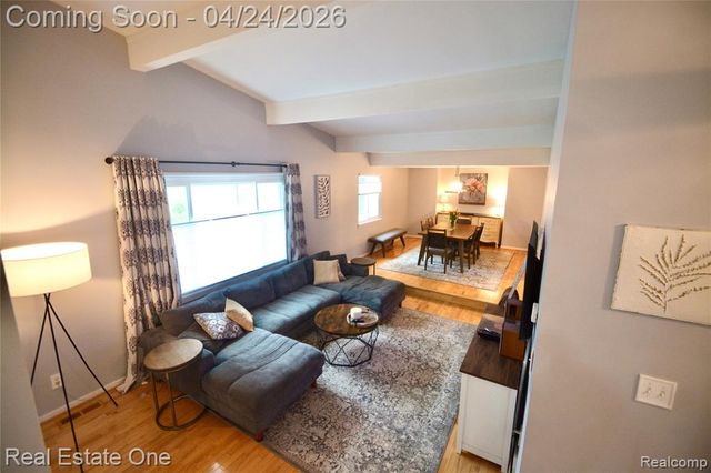 2757 Limerick Lane, Troy, MI 48098