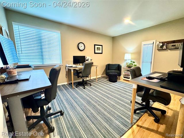 2757 Limerick Lane, Troy, MI 48098