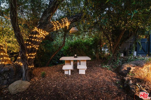 19809 Montau Drive, Topanga (los Angeles), CA 90290