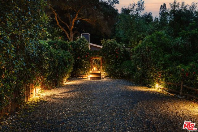 19809 Montau Drive, Topanga (los Angeles), CA 90290