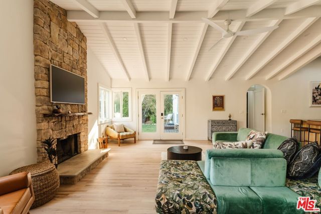 19809 Montau Drive, Topanga (los Angeles), CA 90290