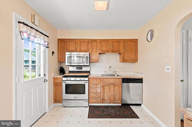 509 SPRINGFIELD AVE, Folsom, PA 19033