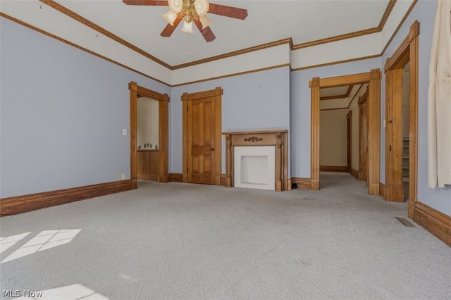 402 Williams Avenue, Williamstown, WV 26187