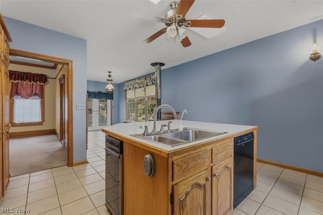 402 Williams Avenue, Williamstown, WV 26187