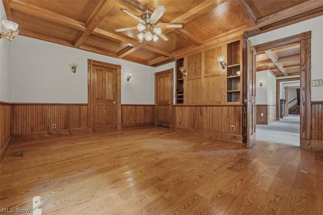 402 Williams Avenue, Williamstown, WV 26187