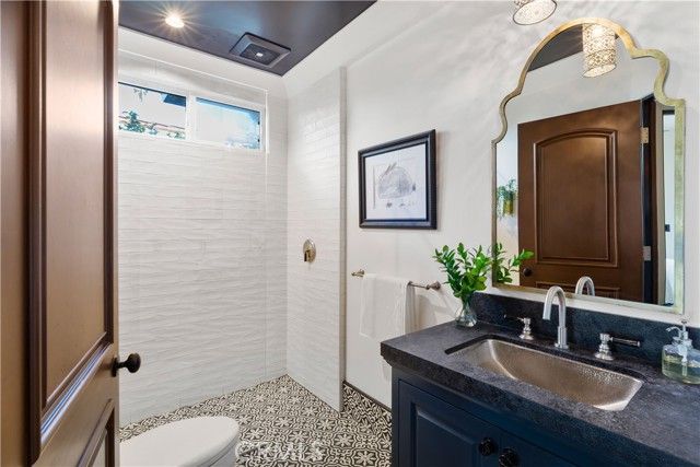 219 Ximeno Avenue, Long Beach, CA 90803