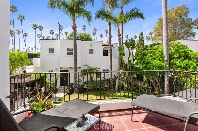 219 Ximeno Avenue, Long Beach, CA 90803