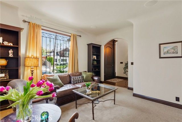 219 Ximeno Avenue, Long Beach, CA 90803