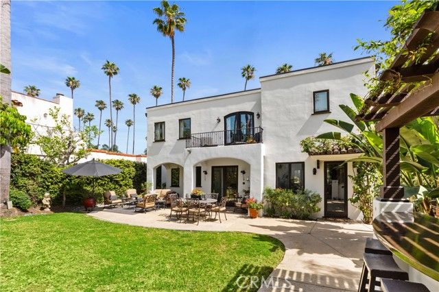 219 Ximeno Avenue, Long Beach, CA 90803