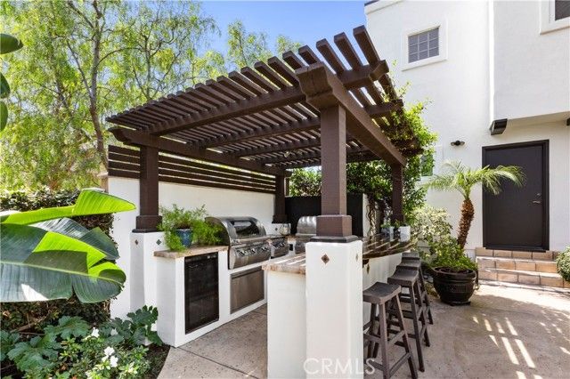 219 Ximeno Avenue, Long Beach, CA 90803