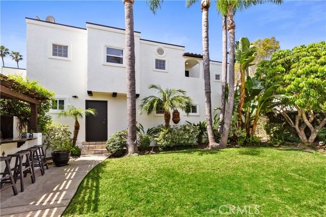 219 Ximeno Avenue, Long Beach, CA 90803