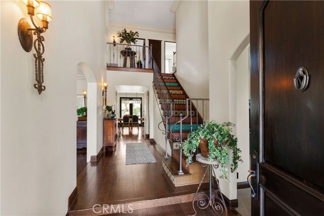 219 Ximeno Avenue, Long Beach, CA 90803