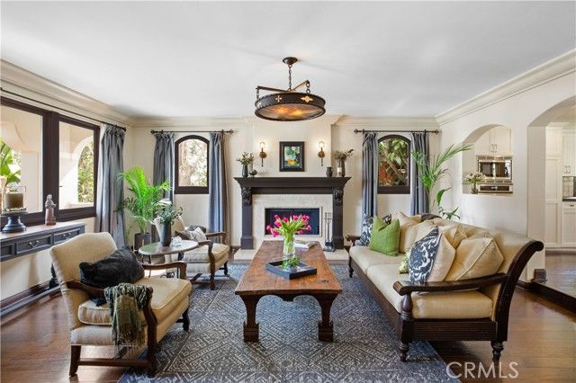 219 Ximeno Avenue, Long Beach, CA 90803