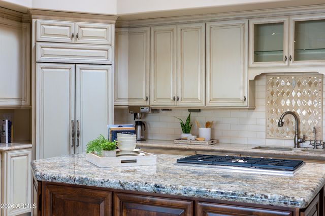 1412 E WHALERS Way, Tempe, AZ 85283