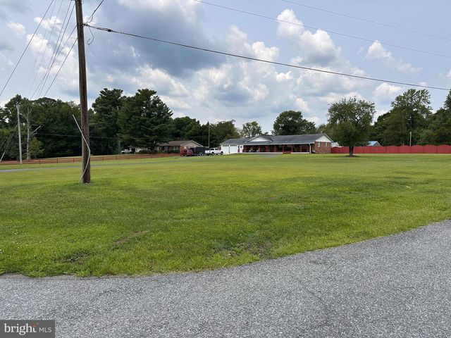 10651-A DEACON RD, White Plains, MD 20695