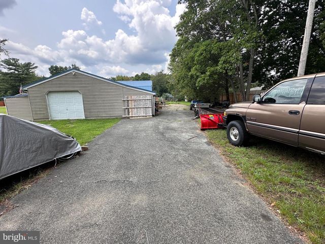 10651-A DEACON RD, White Plains, MD 20695