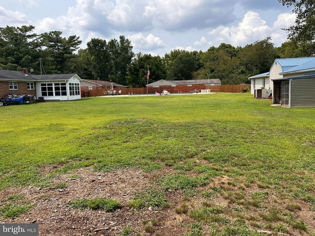 10651-A DEACON RD, White Plains, MD 20695