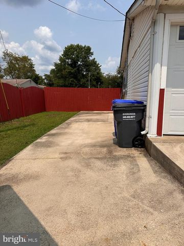 10651-A DEACON RD, White Plains, MD 20695