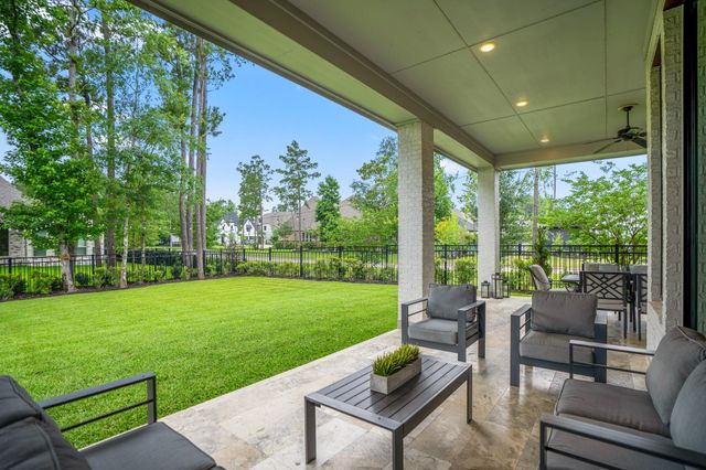 204 S Empress Green Place, Montgomery, TX 77316