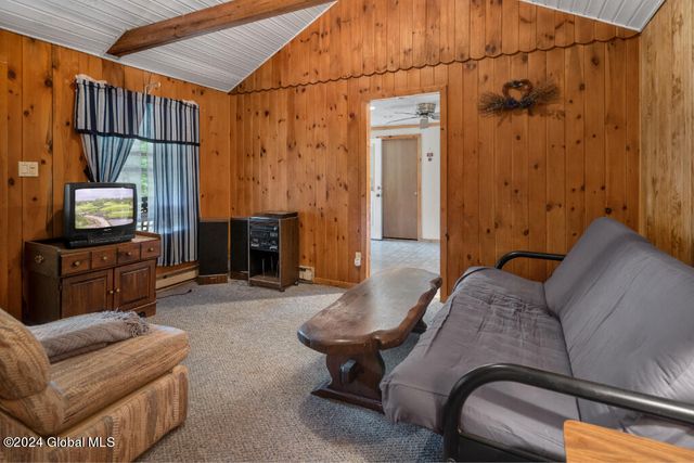 1859 E Schroon River Road, Bolton, NY 12814