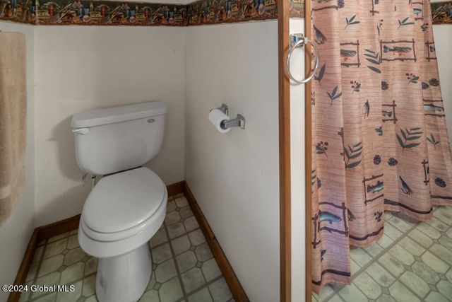 1859 E Schroon River Road, Bolton, NY 12814