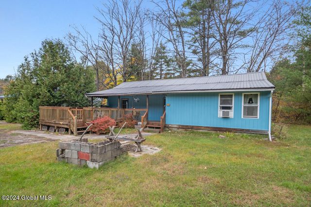 1859 E Schroon River Road, Bolton, NY 12814